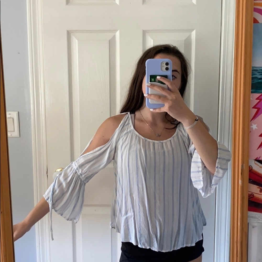 Striped Blue and White Boho Hollister Shirt